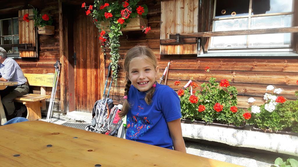 Bio-Bauernhof Hatzbauer Maria Alm am Steinernen Meer Exteriör bild
