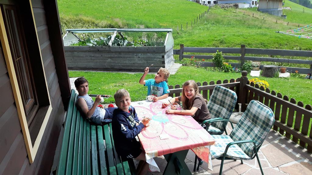 Bio-Bauernhof Hatzbauer Maria Alm am Steinernen Meer Exteriör bild